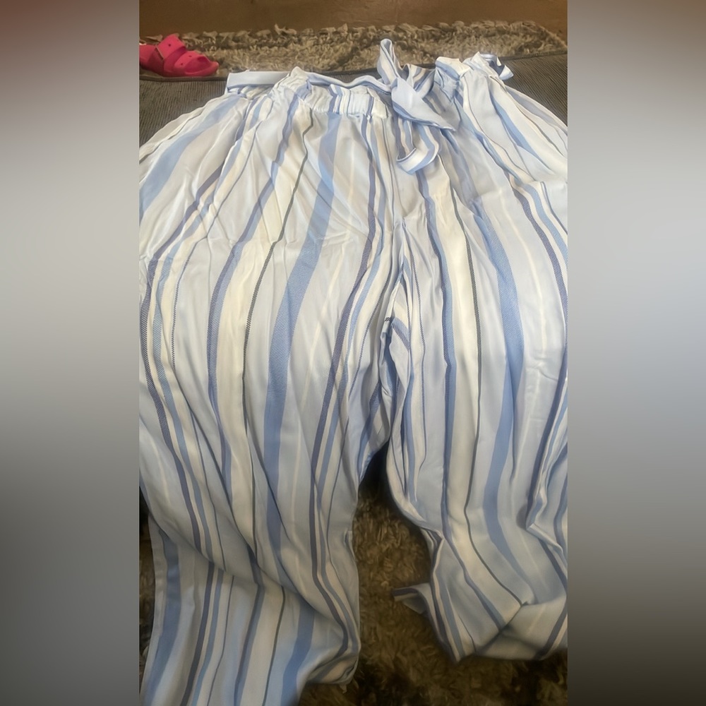 Forever 21 wide legs pants with tie belt